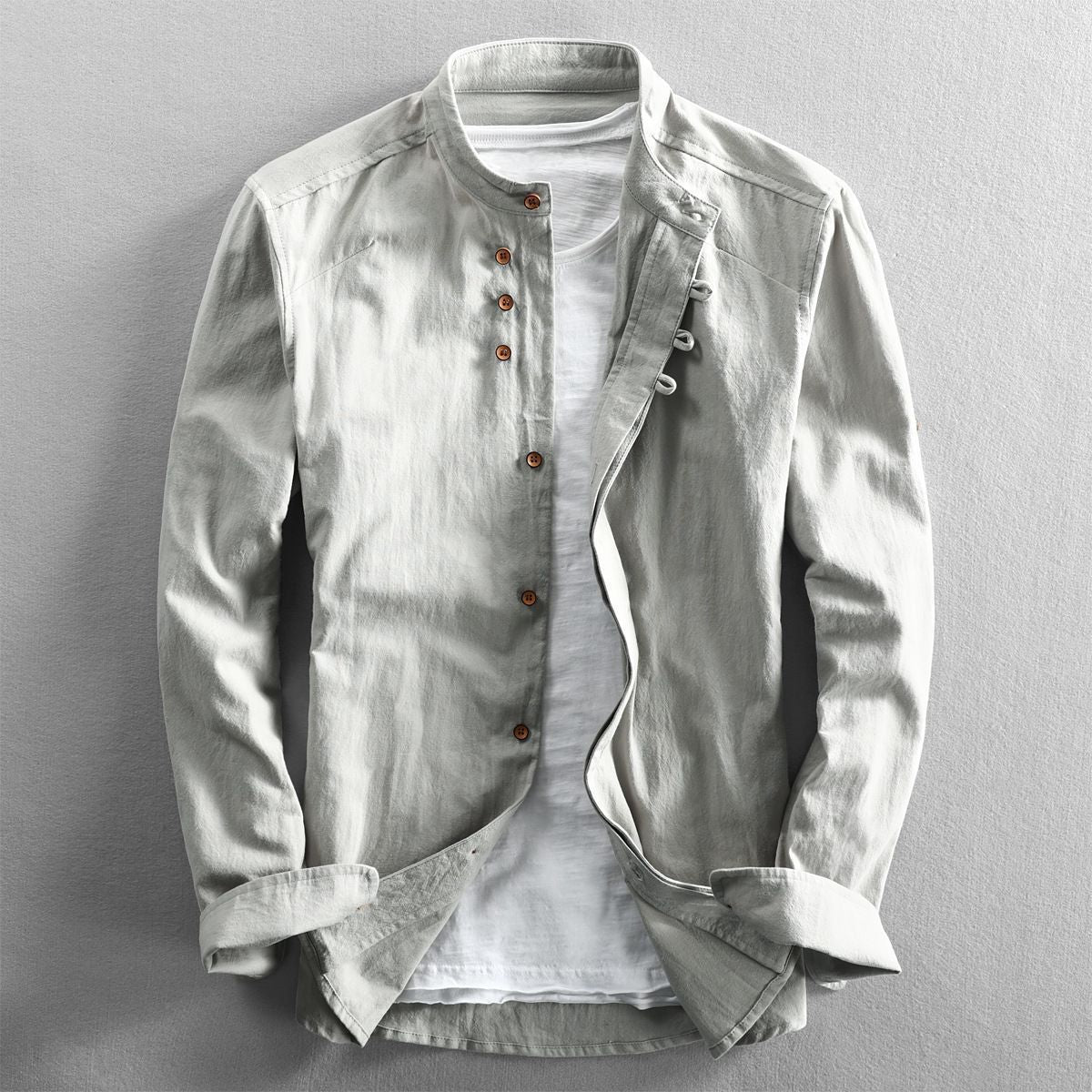 Men's linen long-sleeved button-down shirt