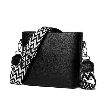 Isabella Crossbody Bag - Black