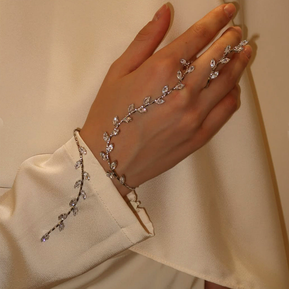 Fashion Rhinestone Leaf Bracelet