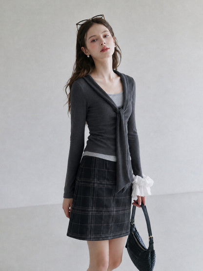 long-sleeved T-shirt