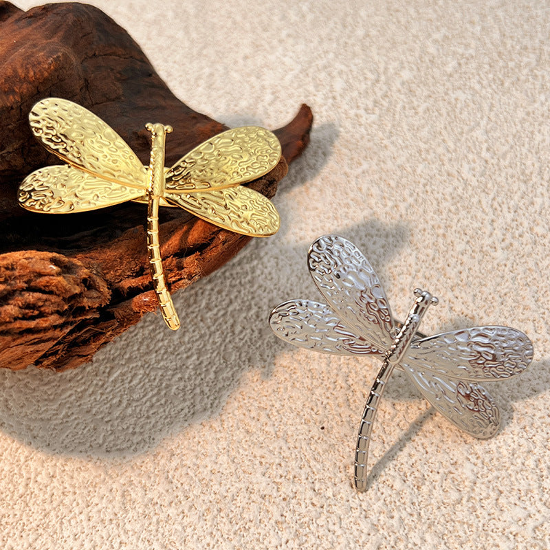 Open-style dragonfly ring
